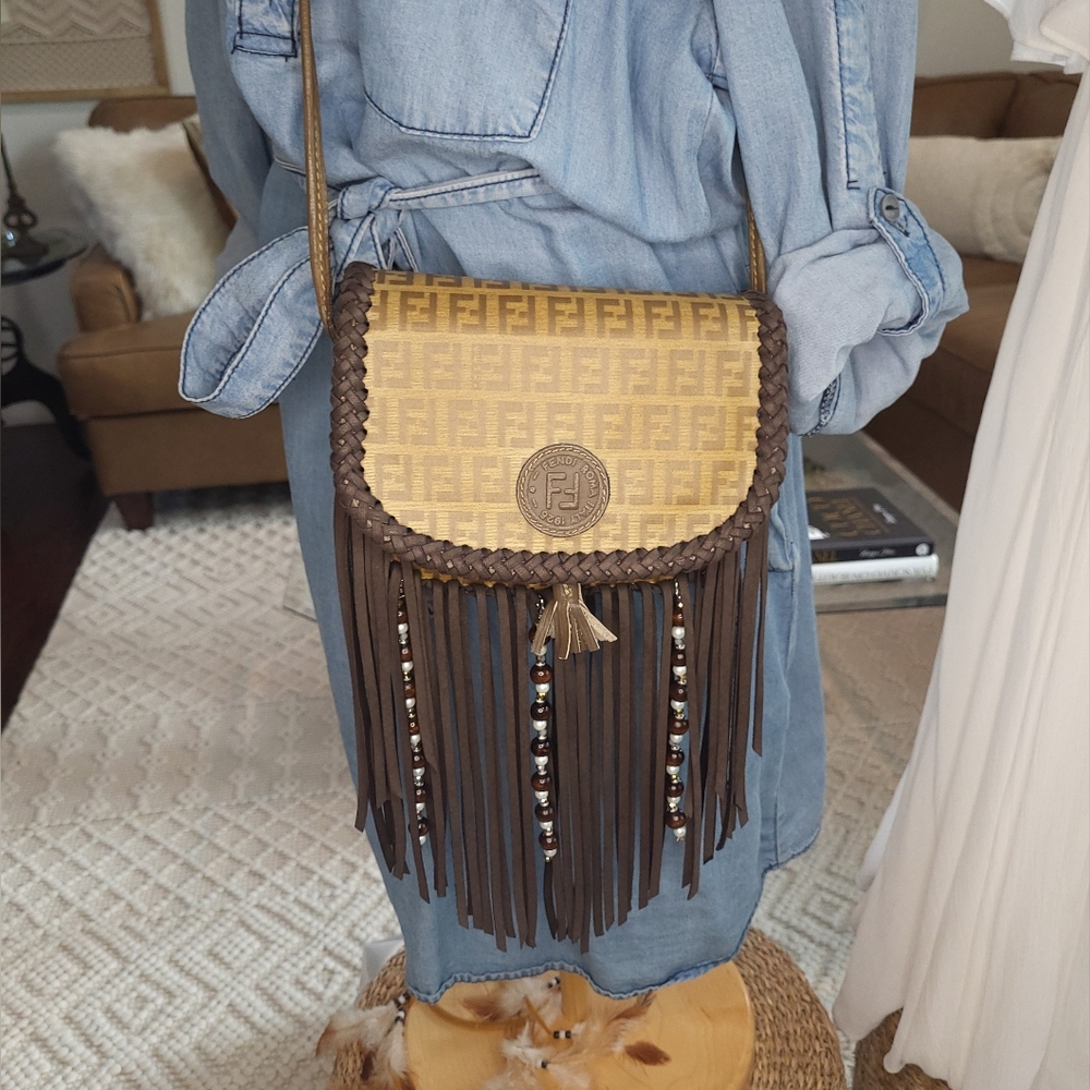 🔥SOLD🔥Authentic Fendi Boho Fringe Handbag louis vuitton boho bag - Picture 3 of 16